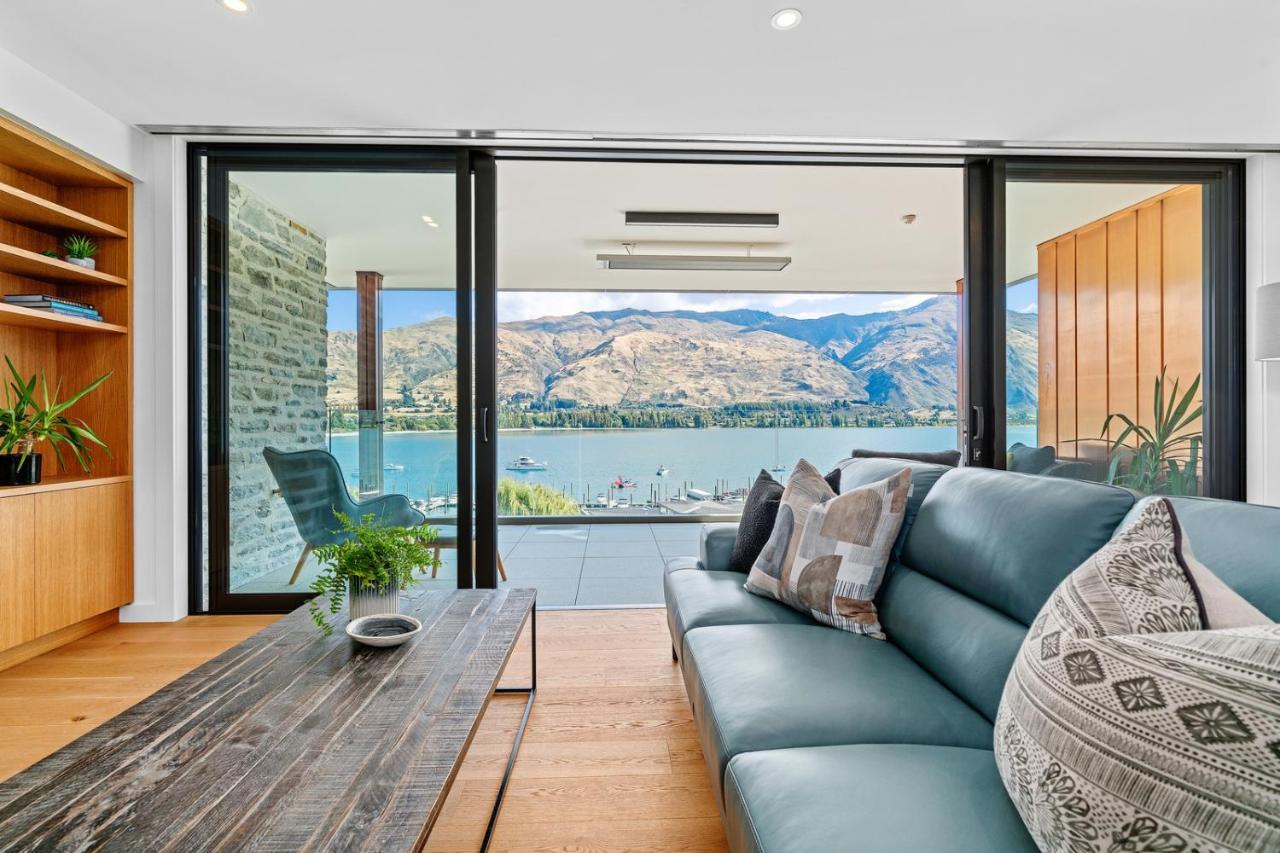 Luxurious Lakefront Penthouse Ванака Экстерьер фото